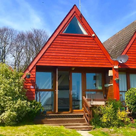 Clifftop Chalet With Pool Deal Exteriör bild